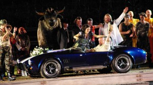 L'Elisir d'Amore in Piazza Grande di Oderzo : il saluto finale degli artisti